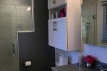 white-tile2